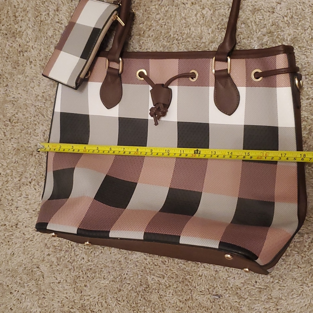 Handbag Bundle - Picture 14 of 15